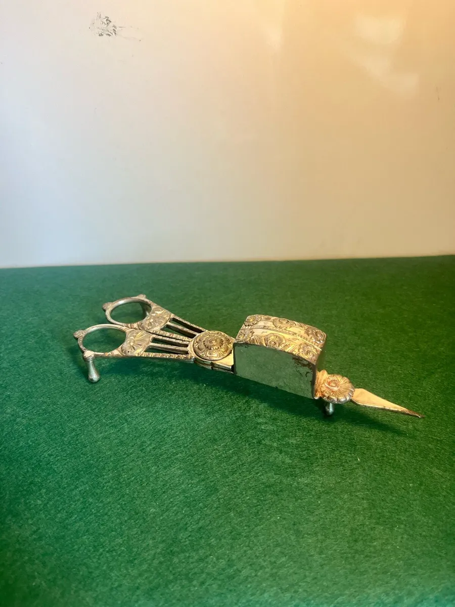 Antique Candle Snuffer Scissors - Image 2