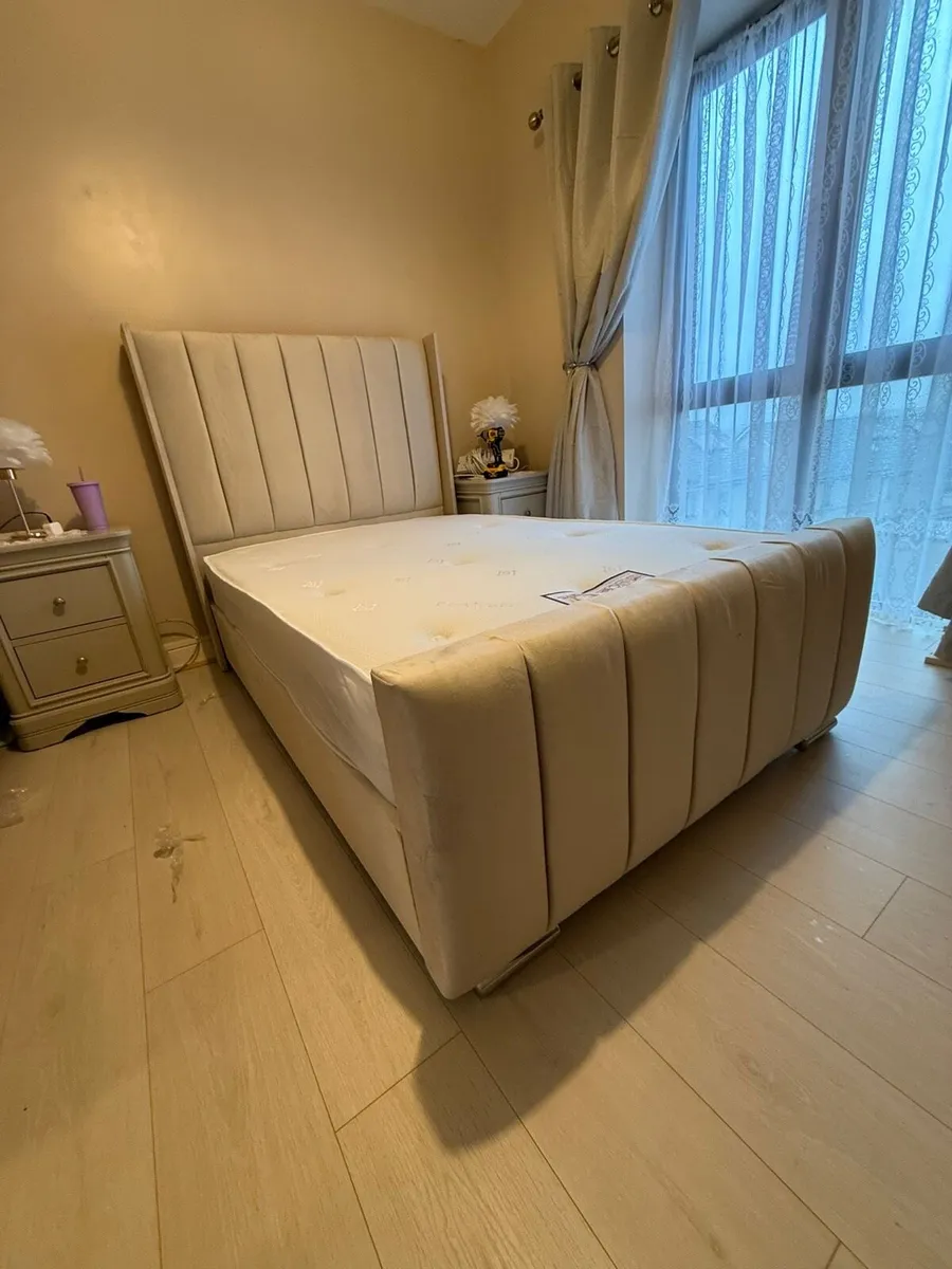 Beds - Image 3
