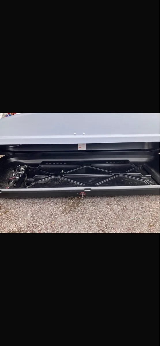 Roofbox - Image 2