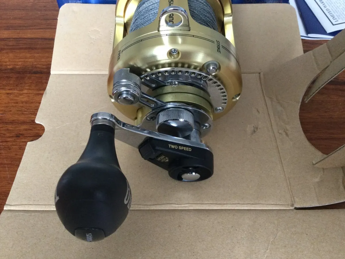 Shimano Tiagra fishing reel - Image 3