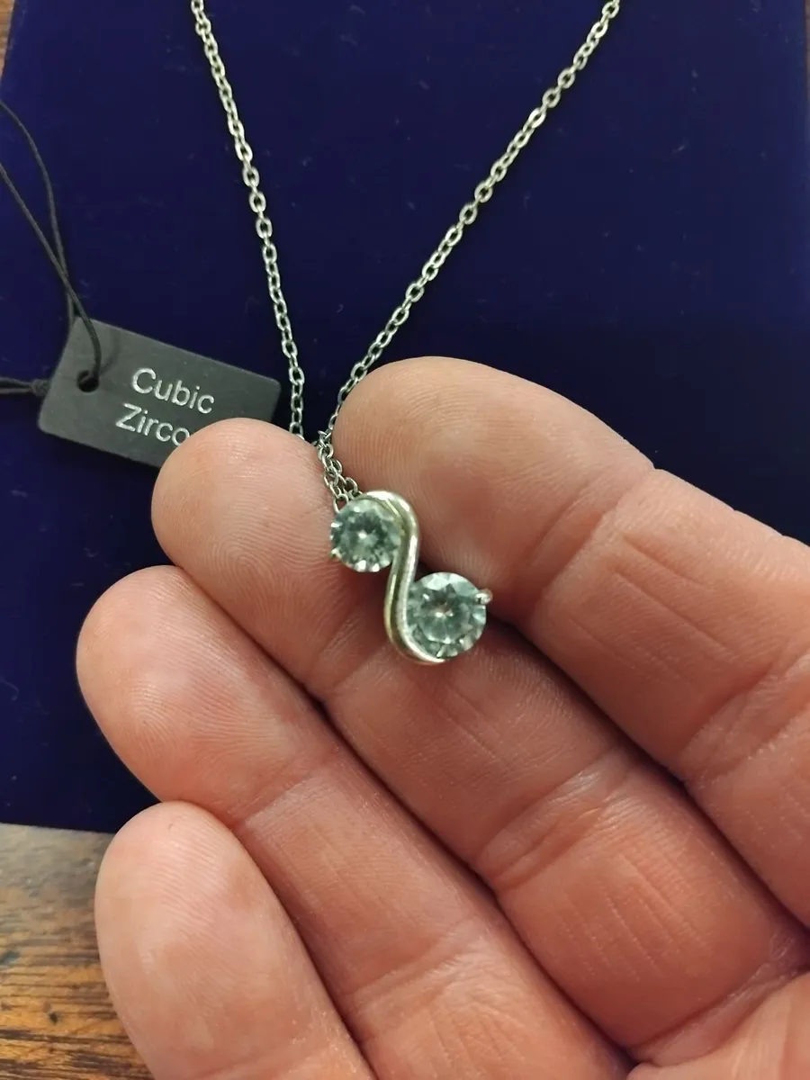 Indulgence Necklace cubic zirconia - Image 2