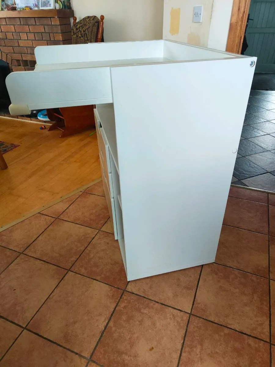 Baby changer / Kids desk - Image 3