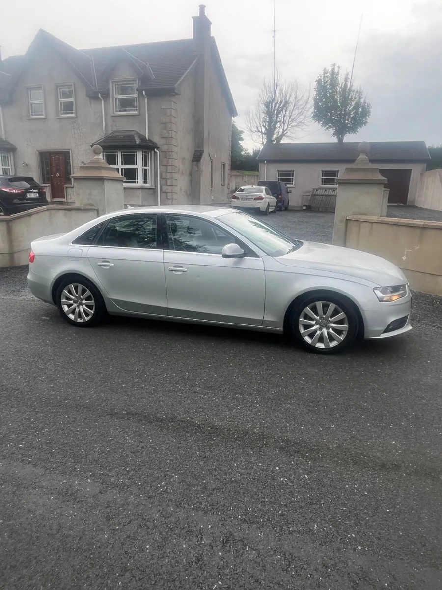 Audi A4 2.0tdi Auto - Image 2