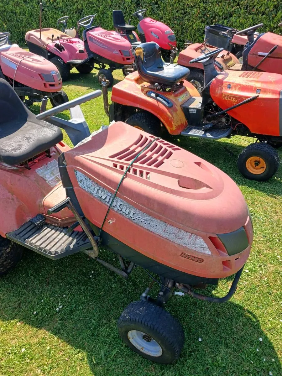 Ride on mowers breaking for parts - Image 3