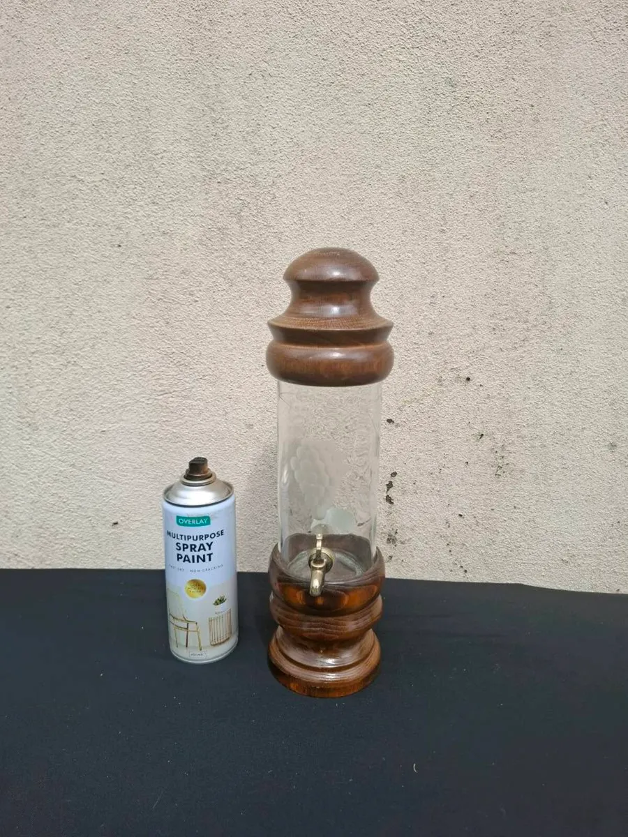 Glass fountain carafe possible to post - Image 2
