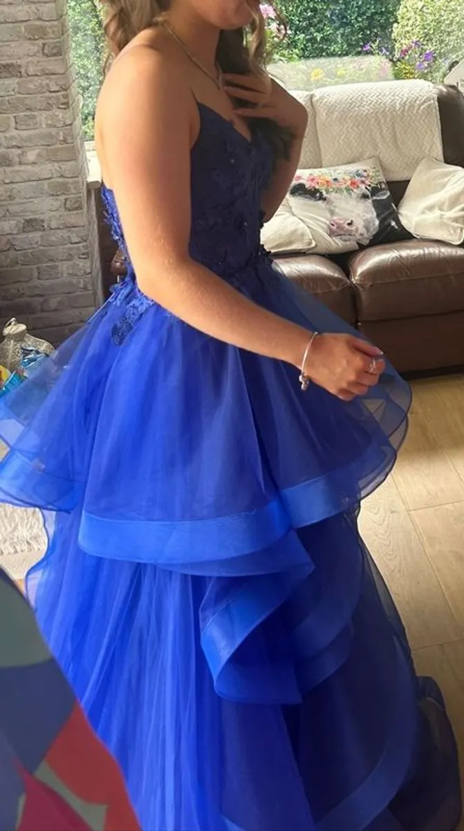 Debs - Image 4