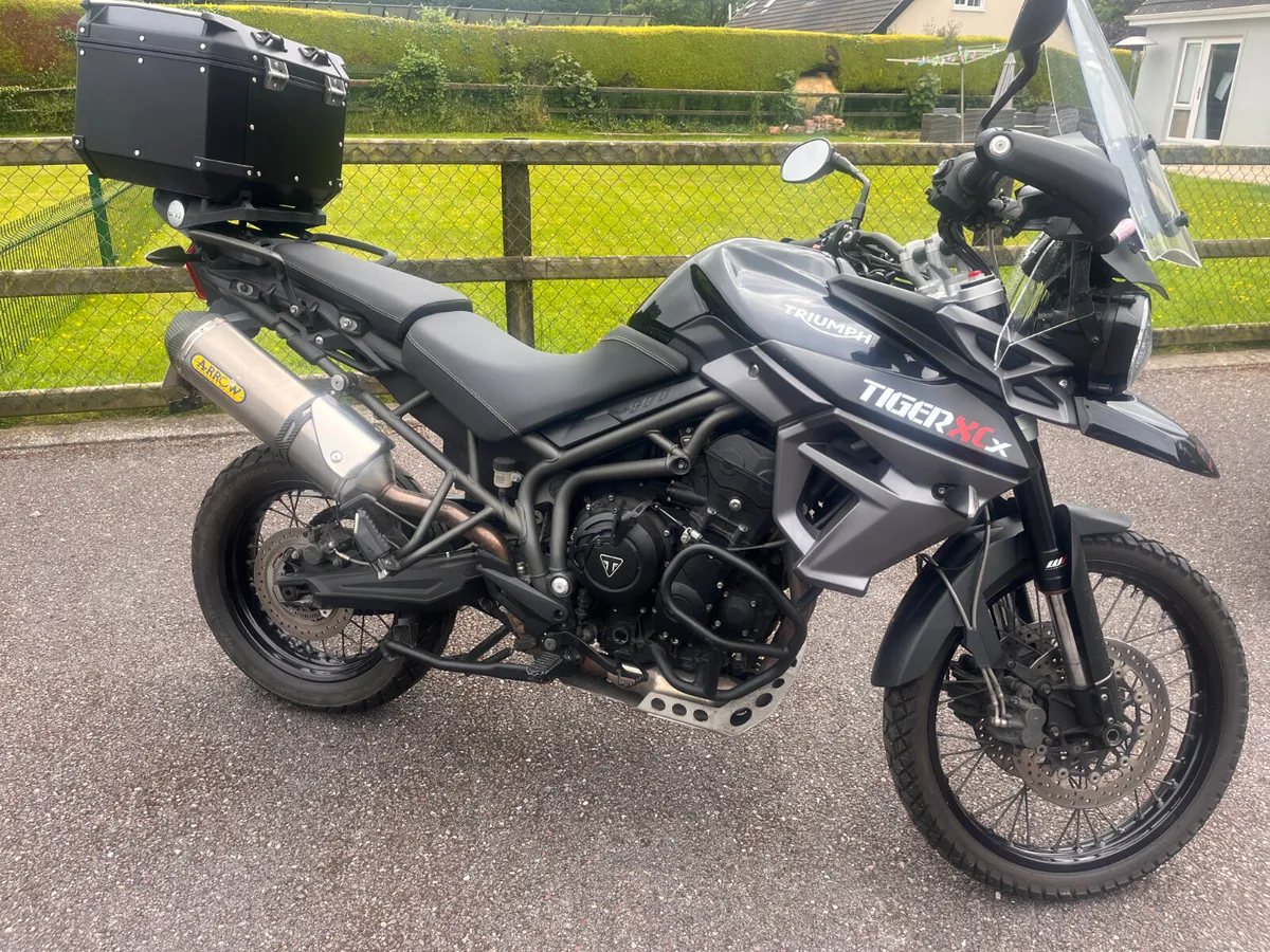 2015 Triumph  Tiger 800 - Image 1