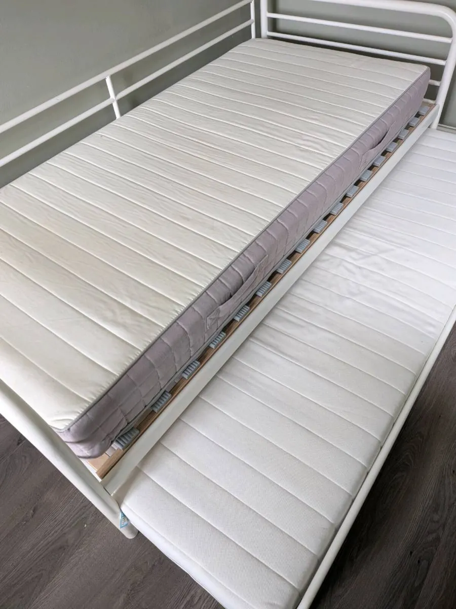 Ikea metal frame day bed - Image 4