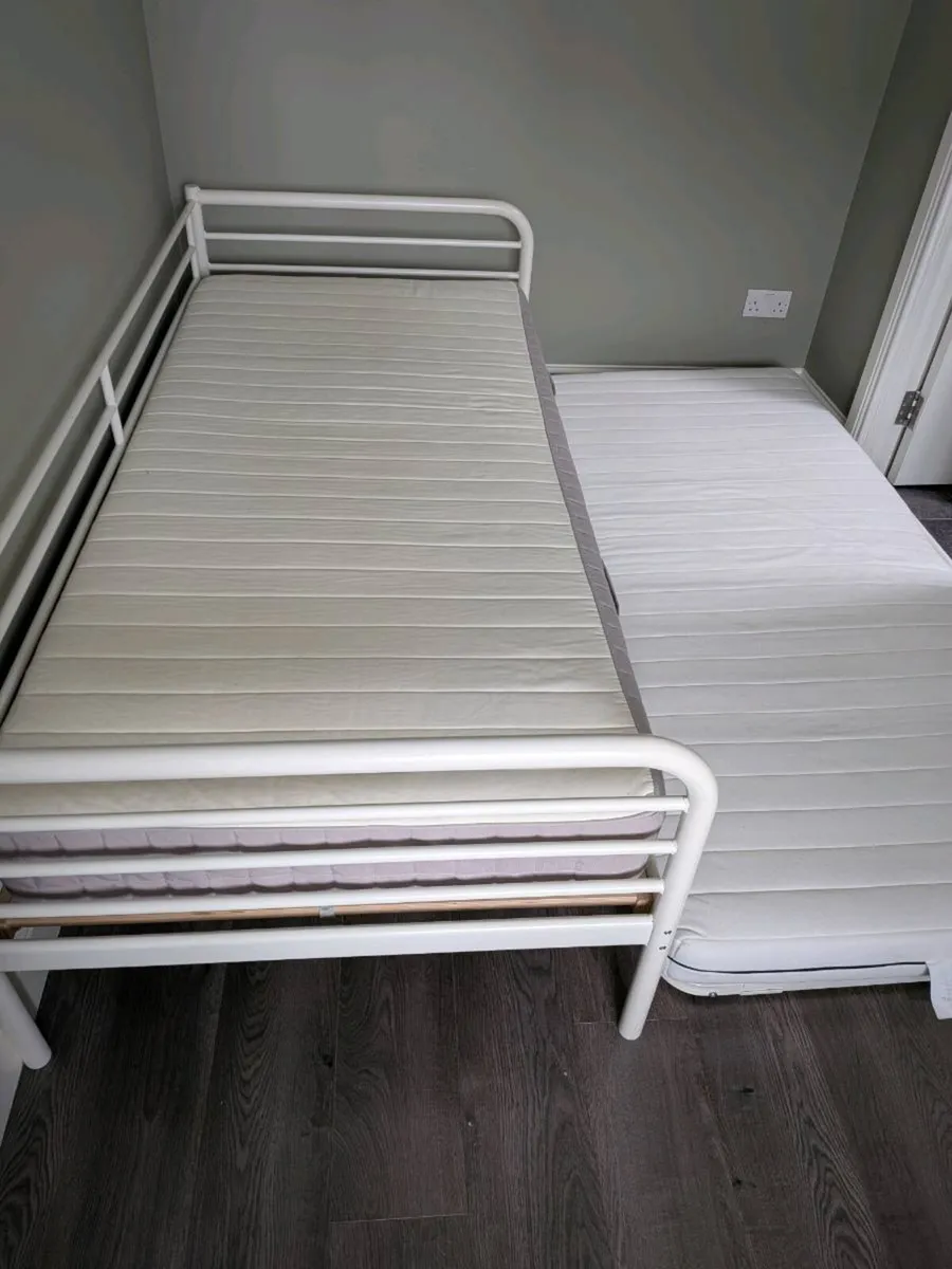 Ikea metal frame day bed - Image 3