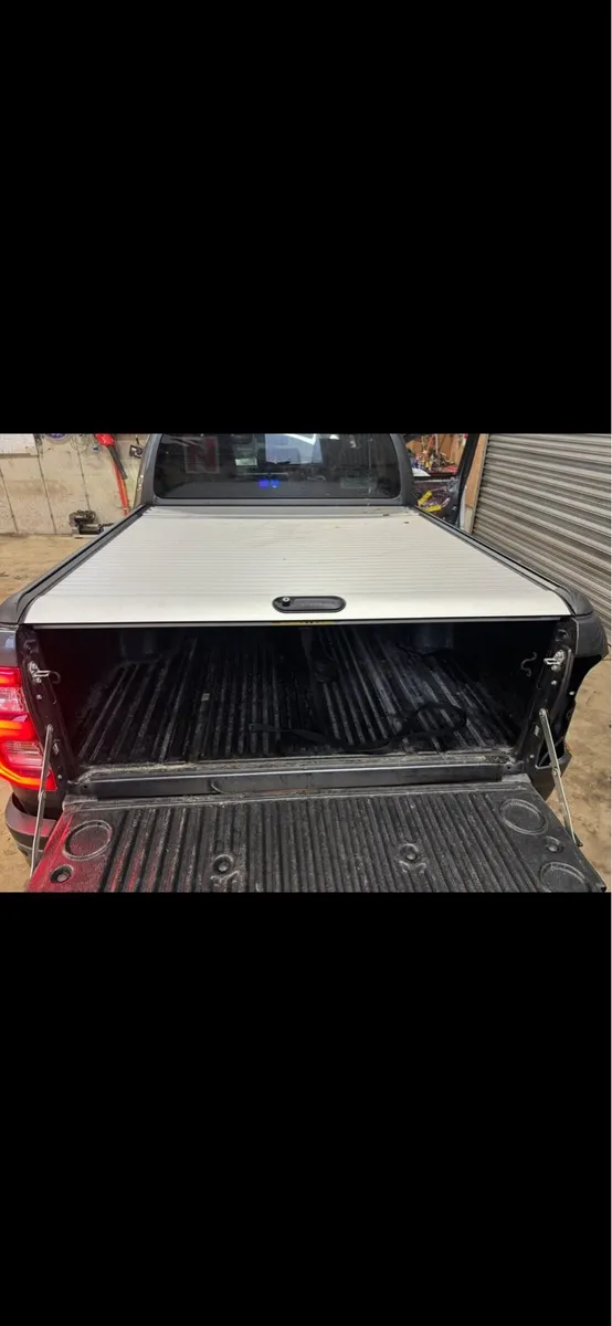 Toyota Hilux Canopys - Image 4