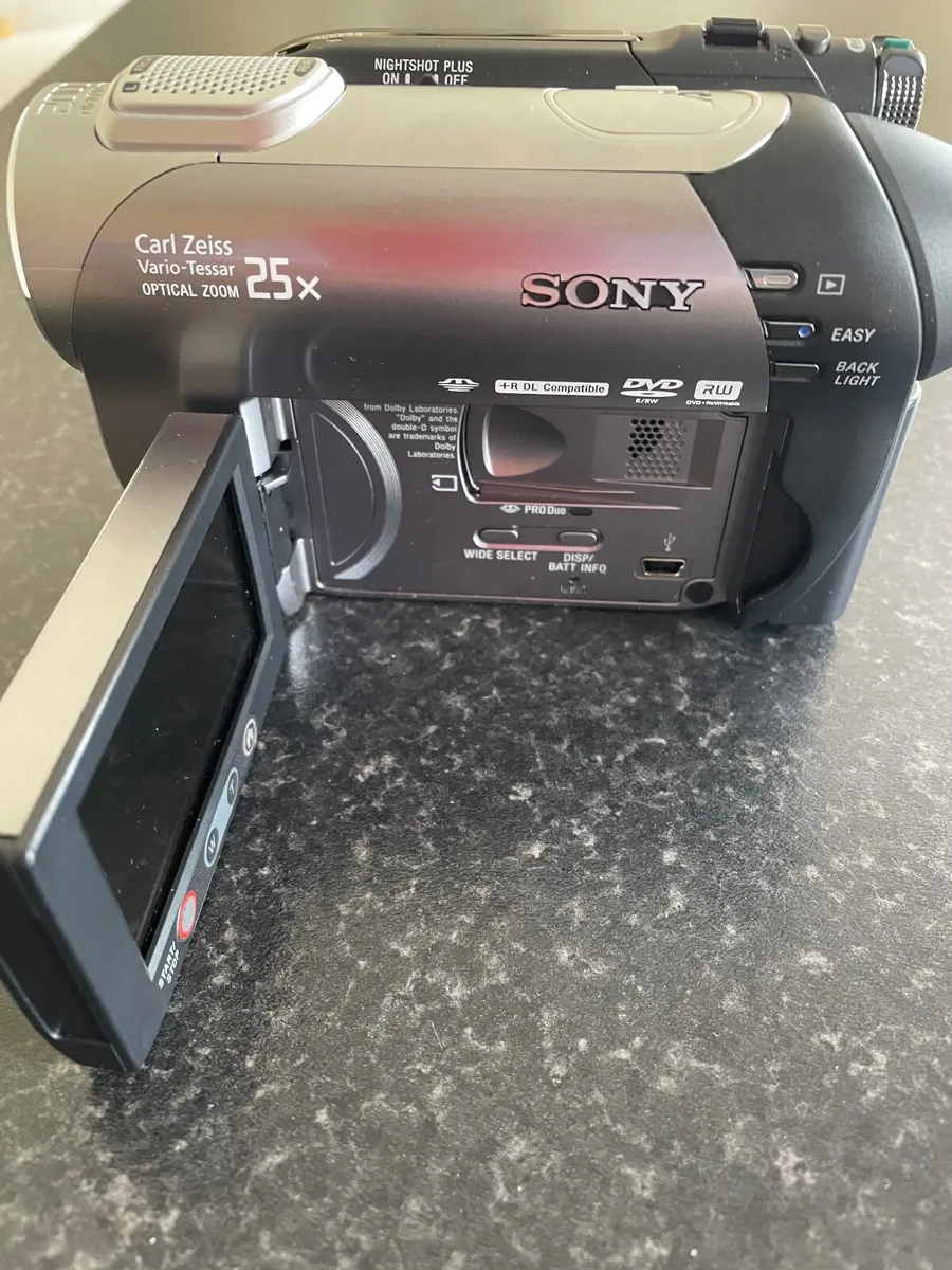 Video camcorder - Image 1