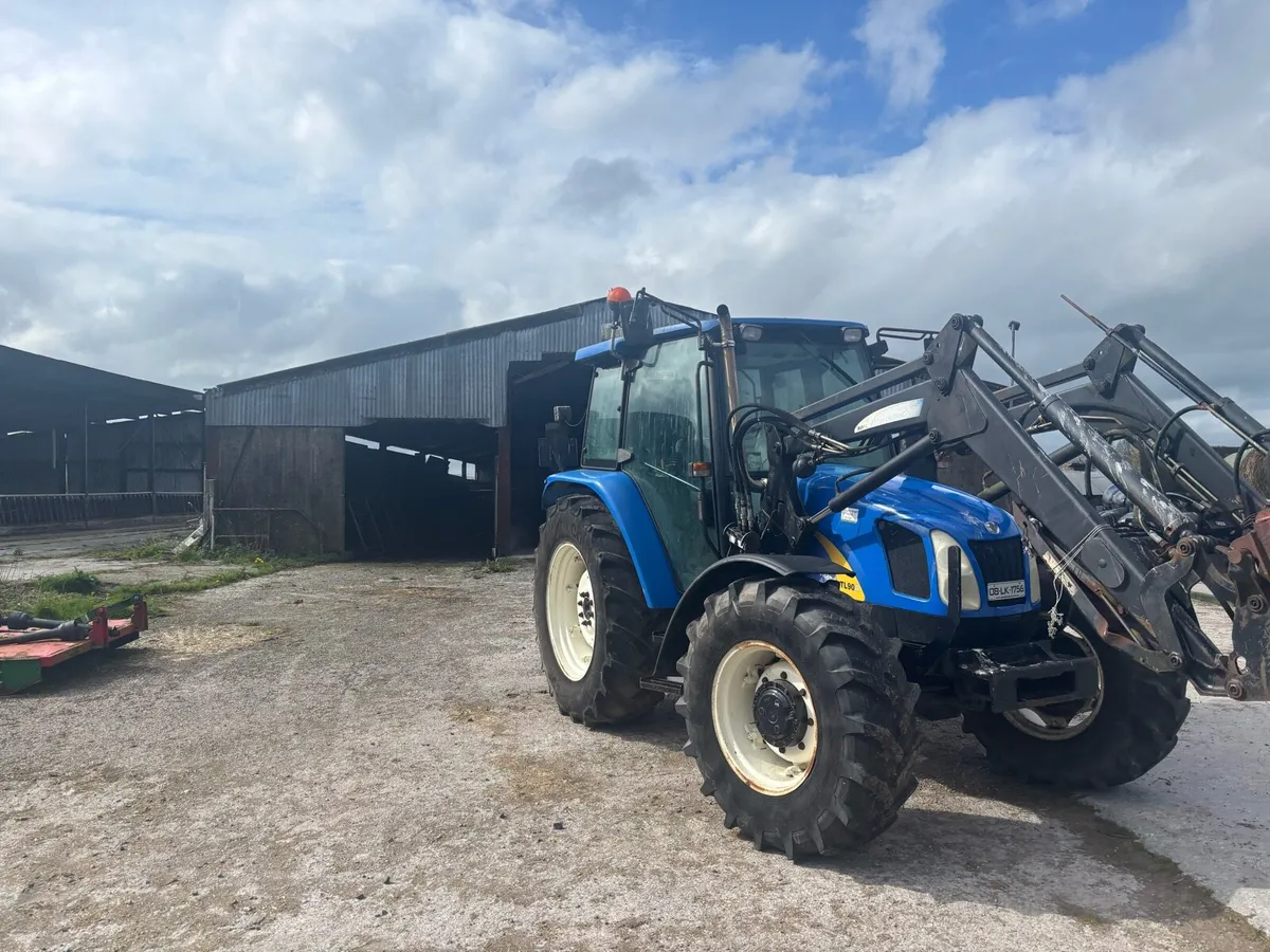 New Holland TL90A - Image 1