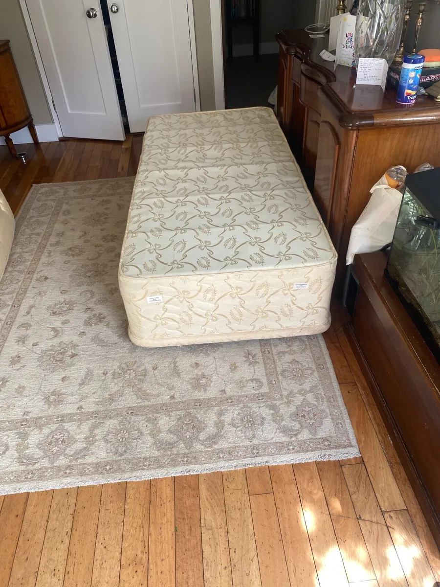 Single bed - Image 4