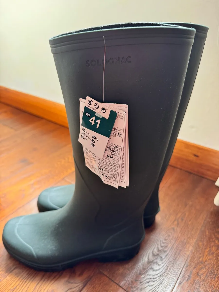 Wellingtons - Image 2