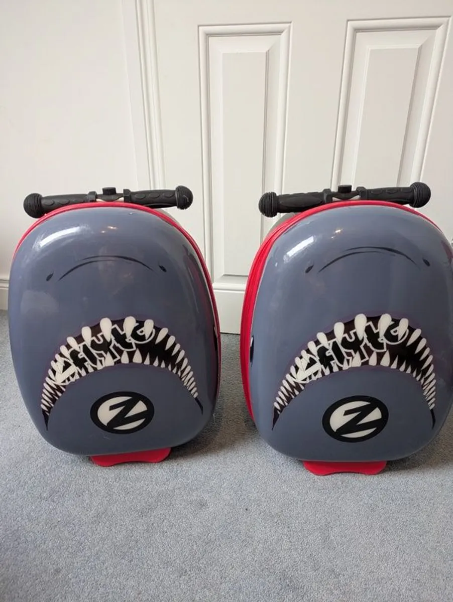 Pair of Zinc Flyte Scooter Suitcases, Shark Design - Image 4