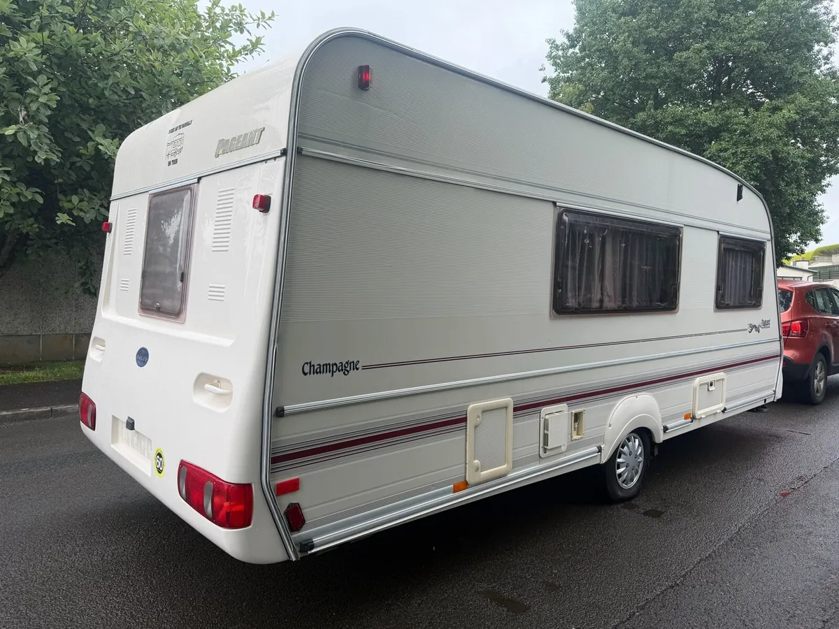 2003 bailey caravan - Image 3