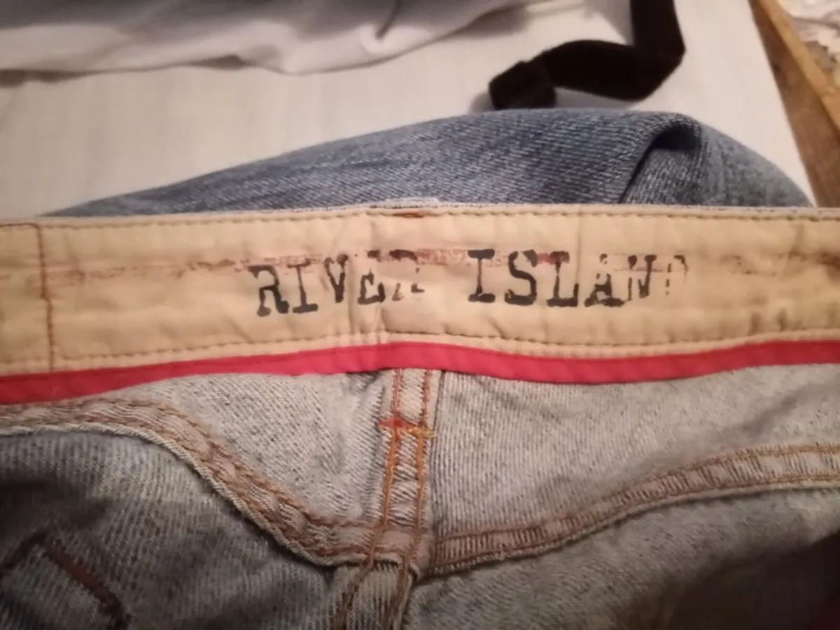 River Island Jeans (distressed) - Image 3