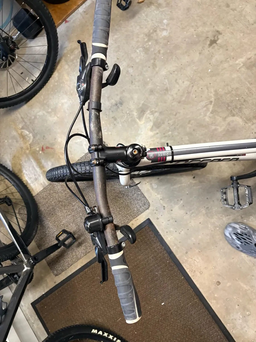 Carrera subway 1 women’s bike “27.5” - Image 4