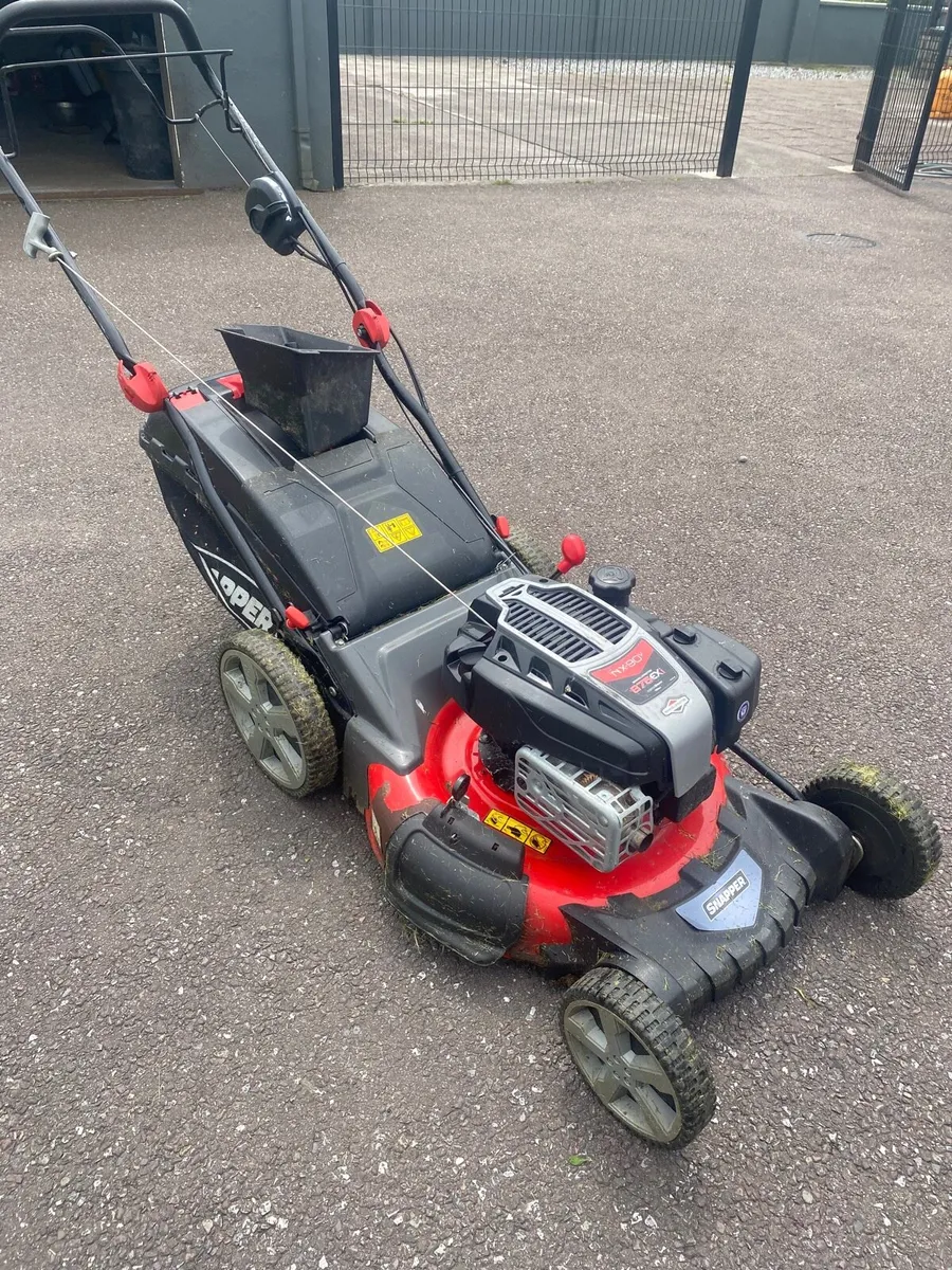 Lawnmower - Image 3
