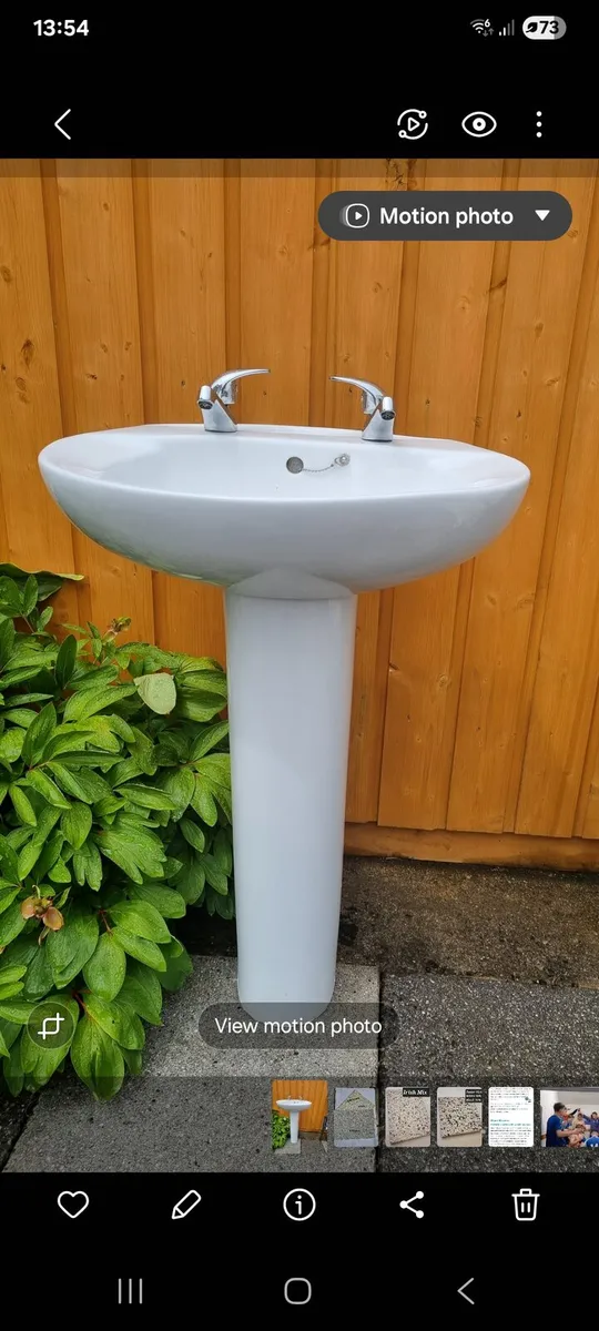 Wash hand basin and pedisal - Image 2