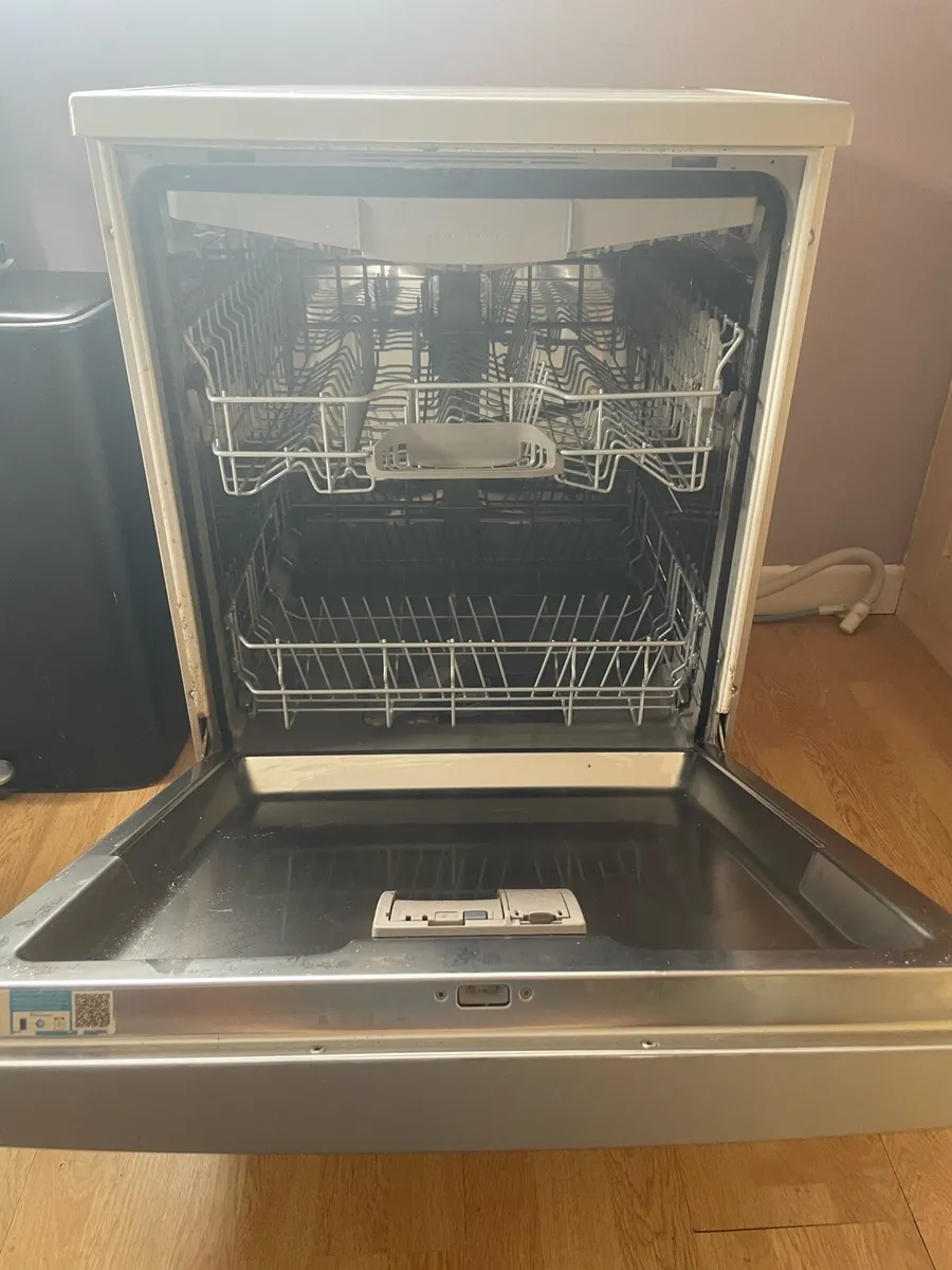 Dishwasher - Image 3