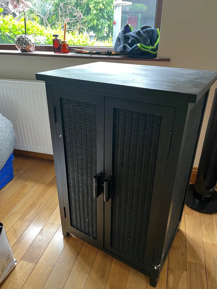 Unit - Image 4