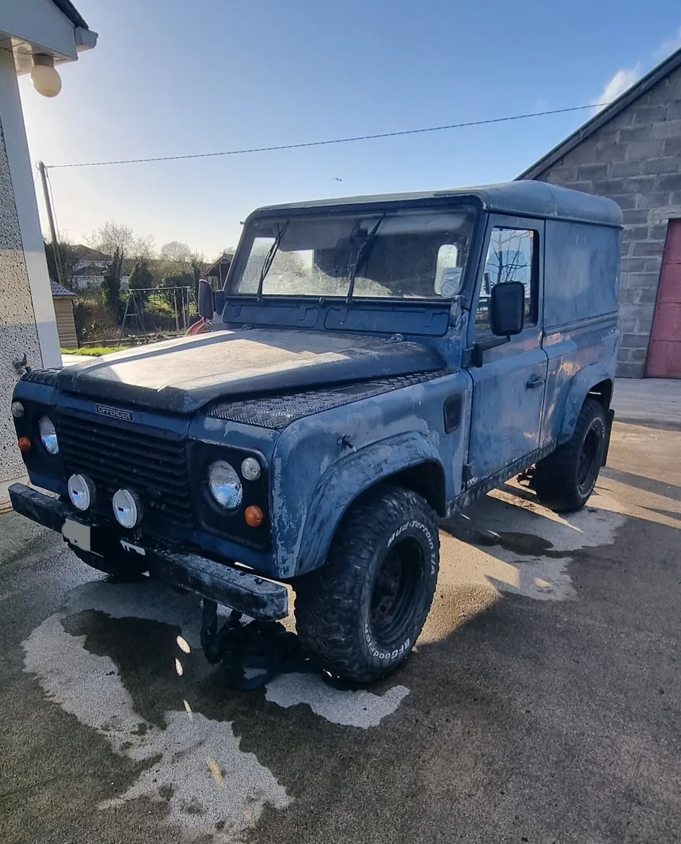 Landrover defender - Image 1