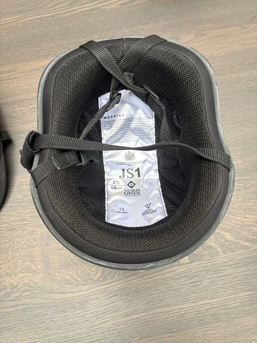 Horse riding hat - Image 4