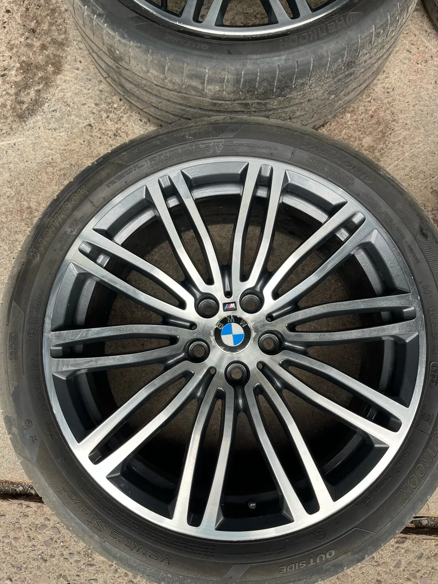 BMW G30 19” genuine alloys - Image 3