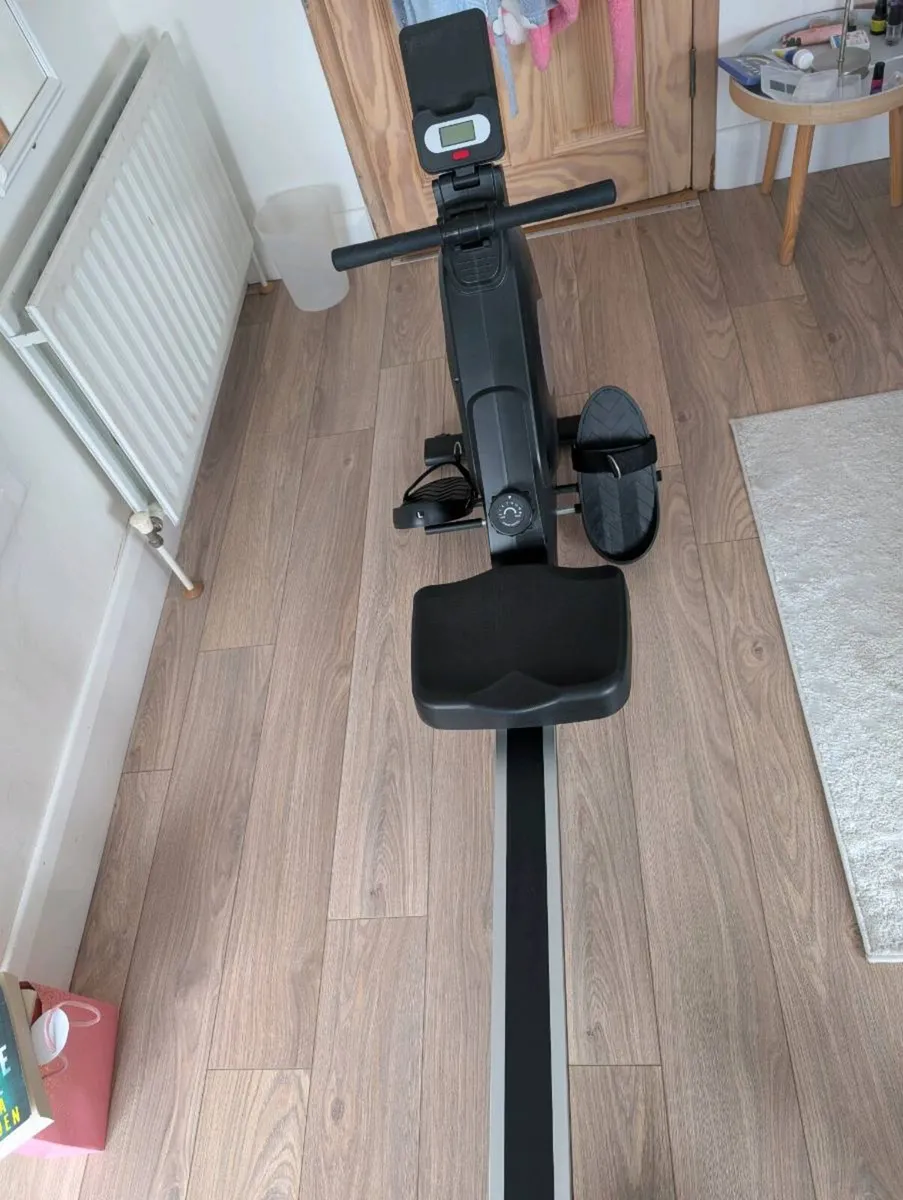 Rowing machine - Image 3