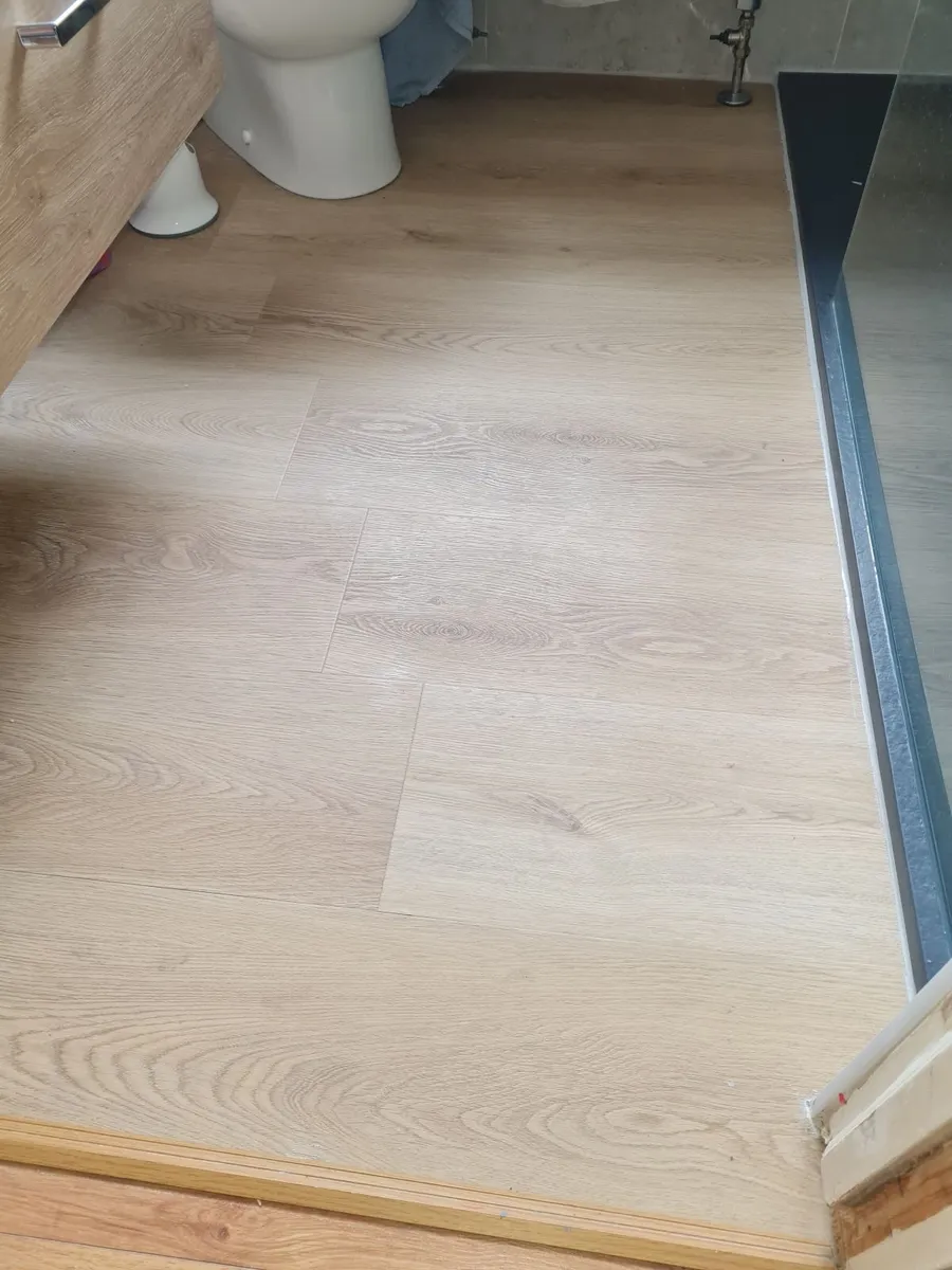 Bathroom flooring left over - Image 1