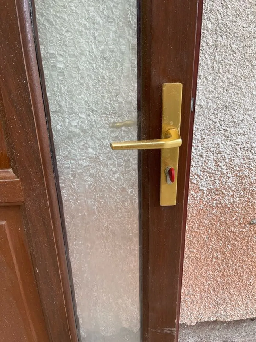 Free Front Door - Image 4