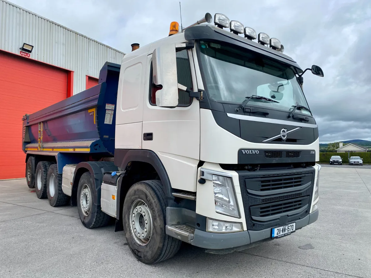2021 Volvo FMX 460 5 Axle - Image 2