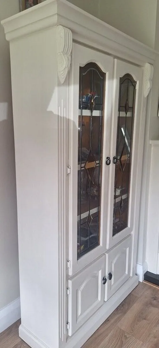 Glass cabinet - Image 2