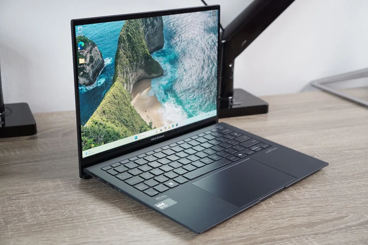 Asus Zenbook S13 3K OLED | Ultra 7 155U | 16GB - Image 1