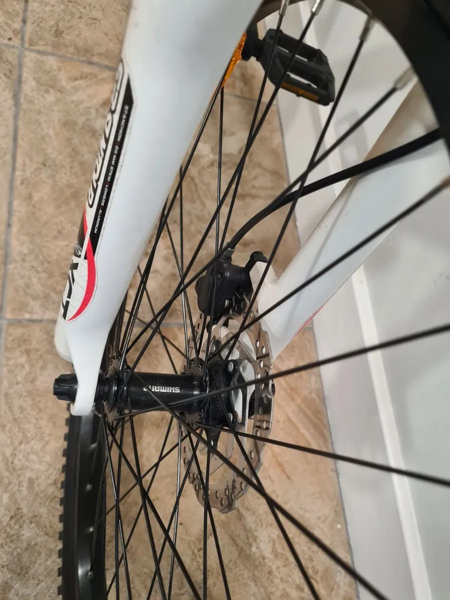 Kids bike 24 inch wheels. - Image 2