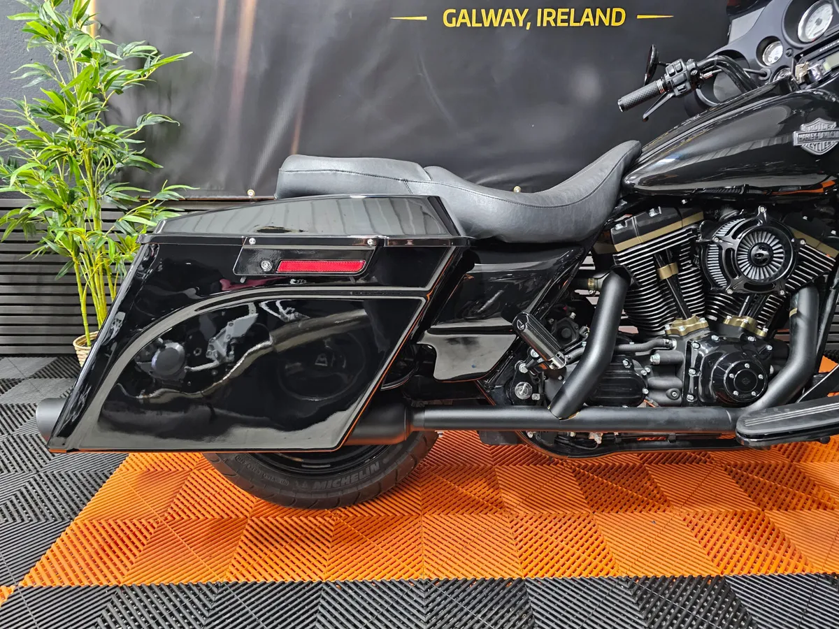 Harley-Davidson FLHX 2006 - Image 3