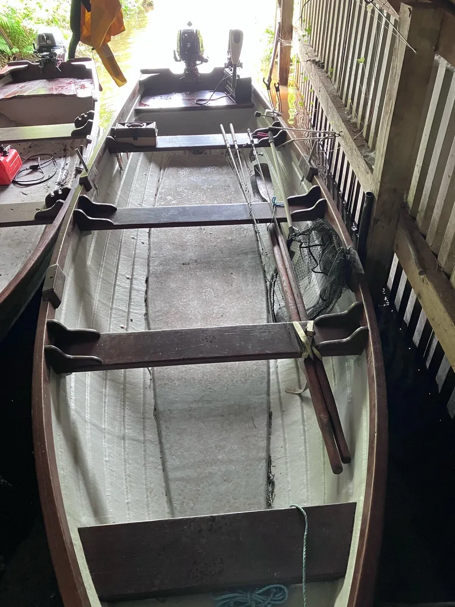 19ft lake boat - Image 1
