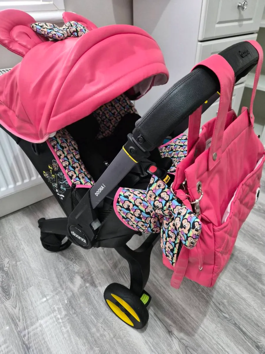 Doona i and ISOFIX - Image 1