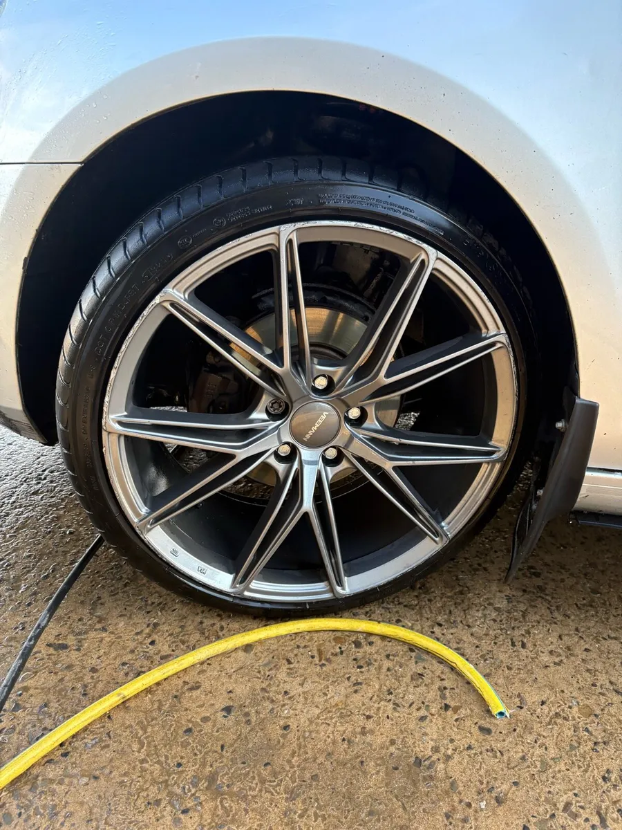 Veeman’s 19” - Image 3