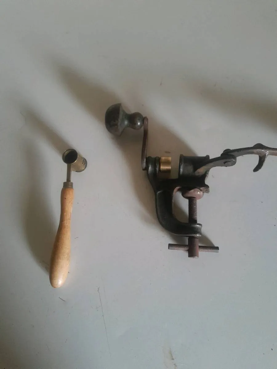 Vintage  shotgun cartridge maker and power  measur - Image 1
