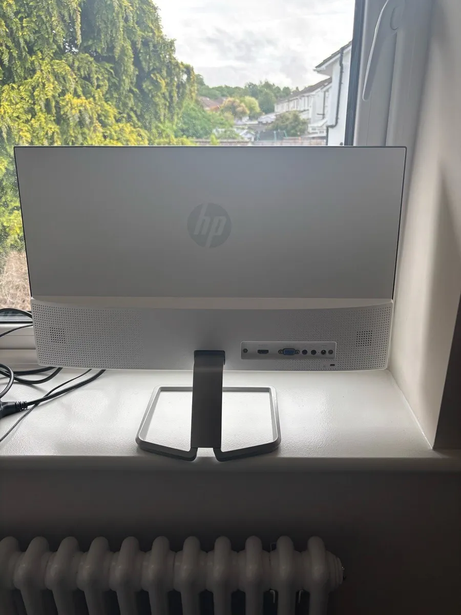 HP Monitor - Image 2