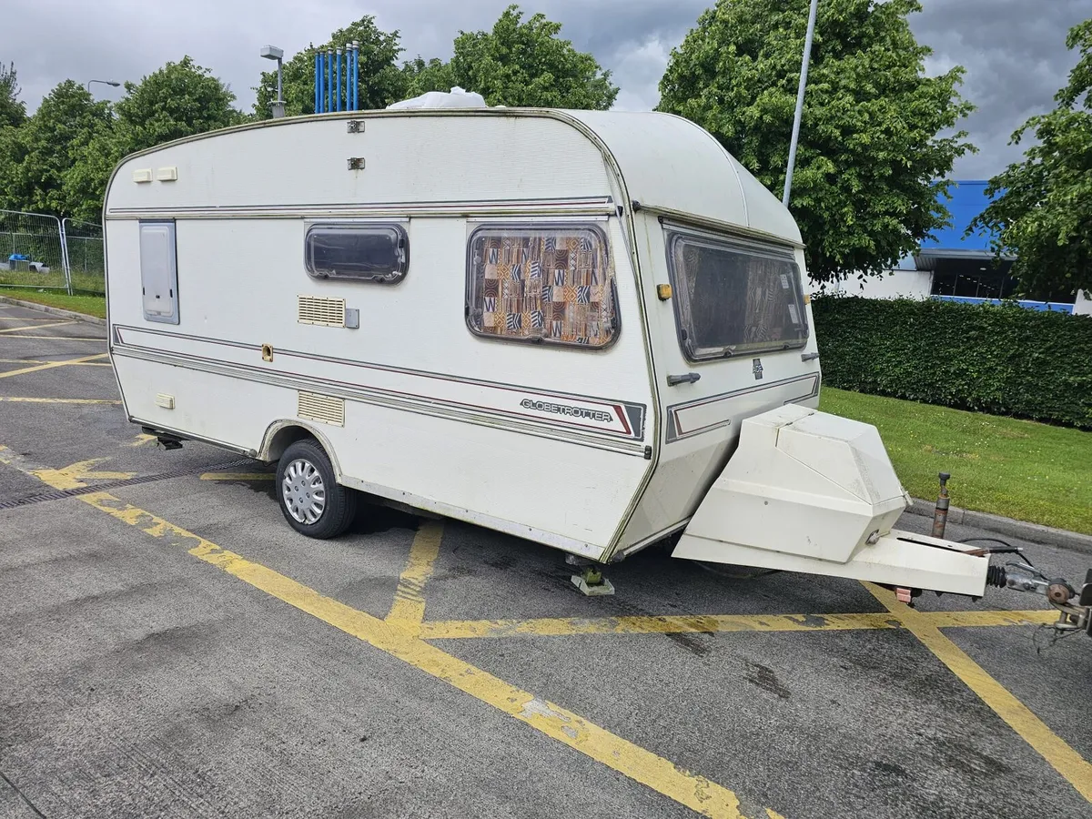 Caravan - Image 2