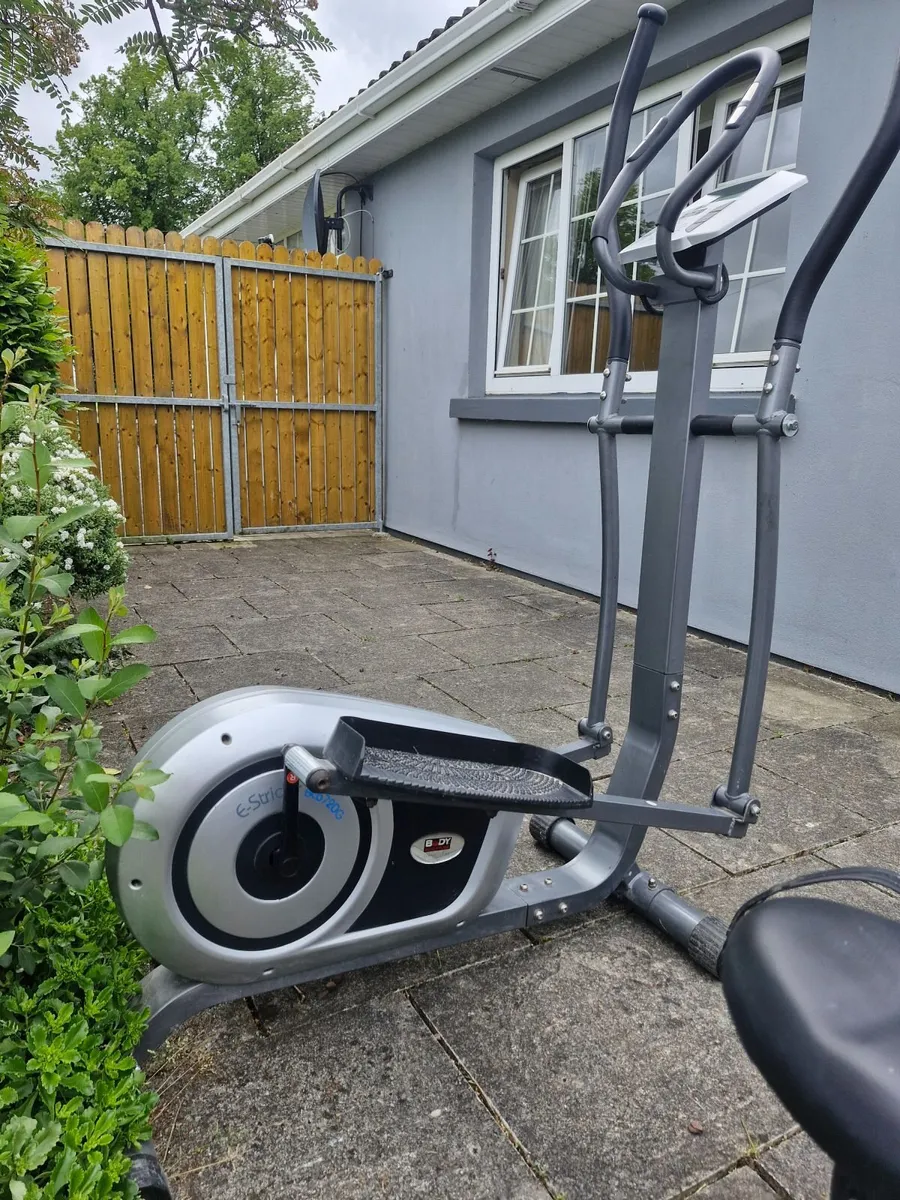 Gym equipment - Image 3