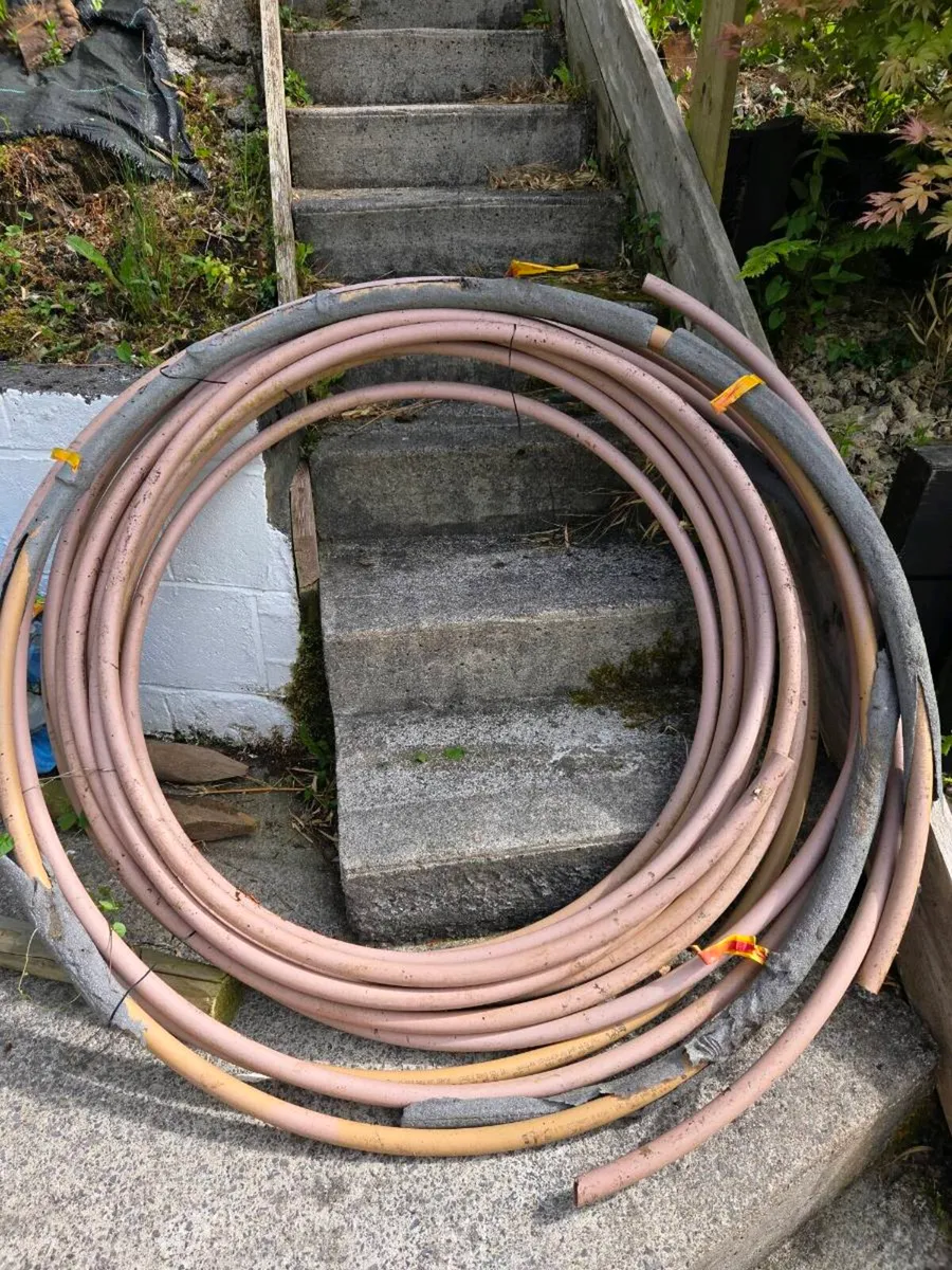 Plumbing pipe - Image 1