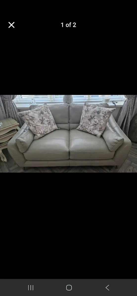 3+2 seater leather couch - Image 2