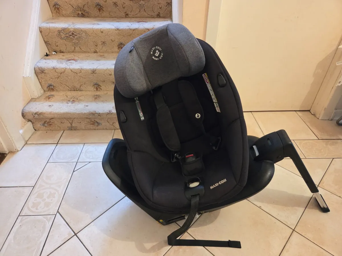 Maxi Cosi Mica 360 Car Sear - Image 3