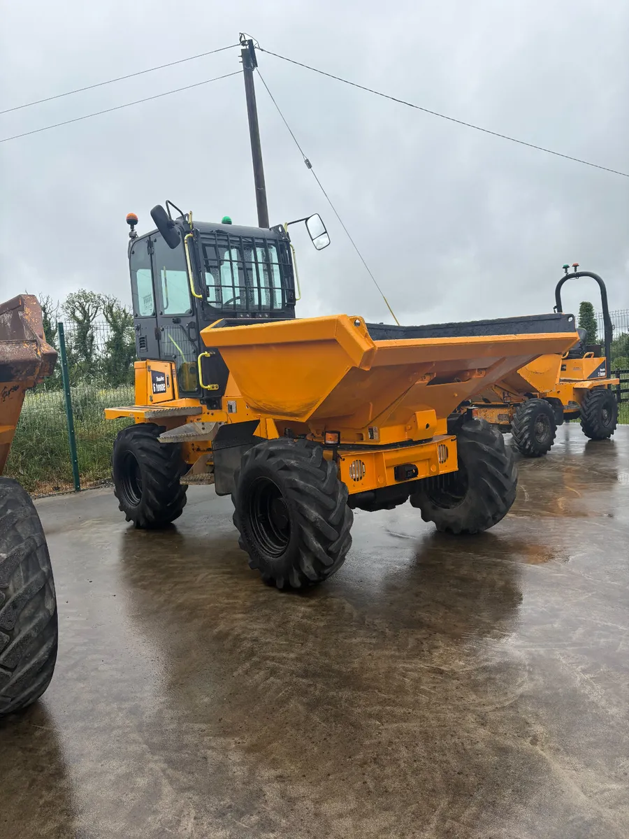 Thwaites 6 ton dumper cab - Image 1