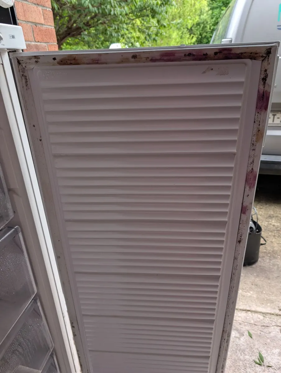 Freezer - standing - Image 3