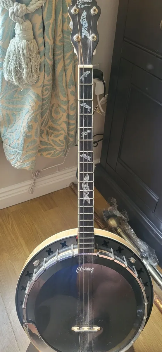 Clareen Oyster Banjo - Image 3